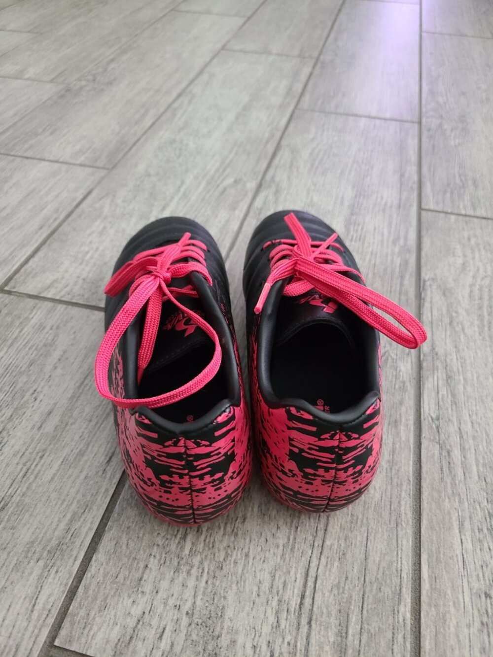 Brava Soccer Cleats Black Pink Girls Size 2D - Picture 6 of 11